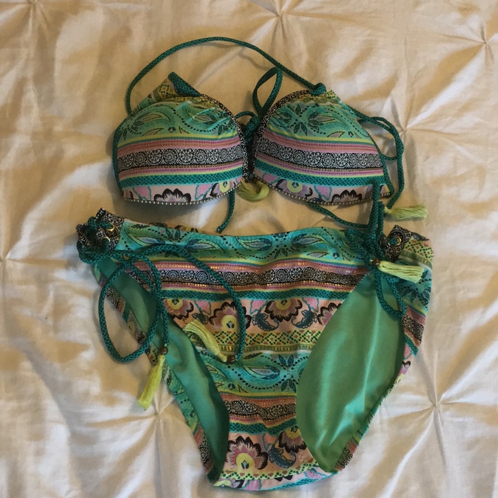 Shade & Shore two piece swimwear.